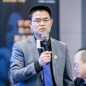 李保锴头像