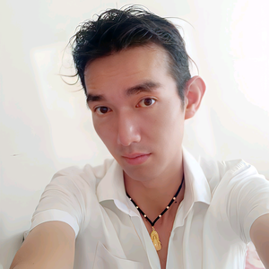 素颜“張叄疯”头像