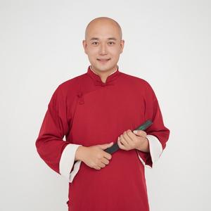 光头袁·大连经纬名车头像