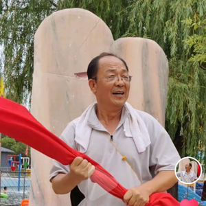 云卷愉快赏玩头像