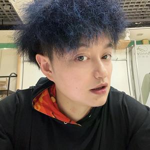湛曌衡头像
