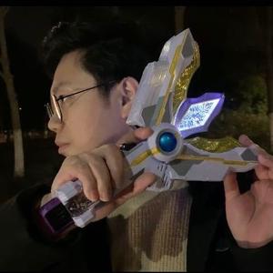 卡牌游戏解说草莓酱头像