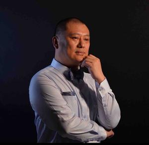 广州摄影小白头像