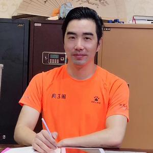 老胡家的翡翠头像