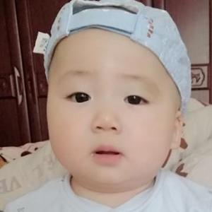 小蚊子解说头像