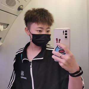 小澈想变成奥特曼头像