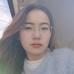 薄荷味的女人头像