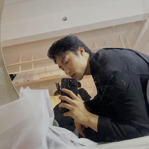 模特陈阮魂头像