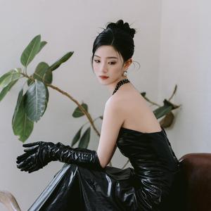 袁缘头像