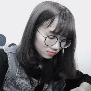 戴牙套的小阔爱头像