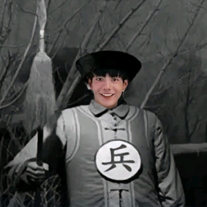 一缕游离尘寰的白头像