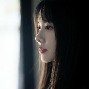 拜托了董小姐头像