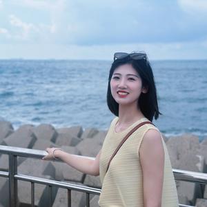 是明月啊头像